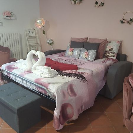 Shabby Chic Rooms Con Cucina E Giardino Privato Pomarico Luaran gambar