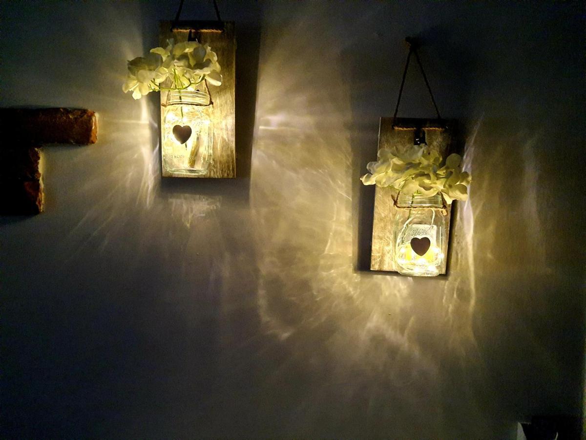 Shabby Chic Rooms Con Cucina E Giardino Privato Pomarico Luaran gambar