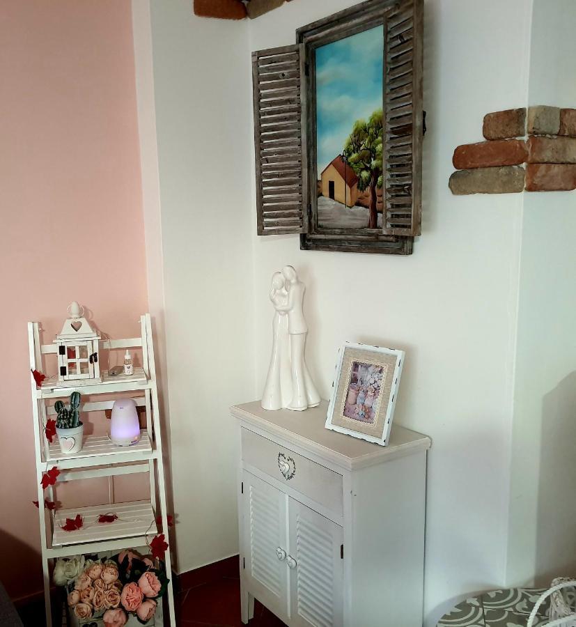 Shabby Chic Rooms Con Cucina E Giardino Privato Pomarico Luaran gambar