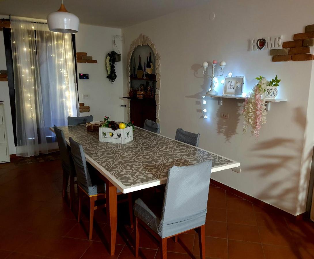 Shabby Chic Rooms Con Cucina E Giardino Privato Pomarico Luaran gambar