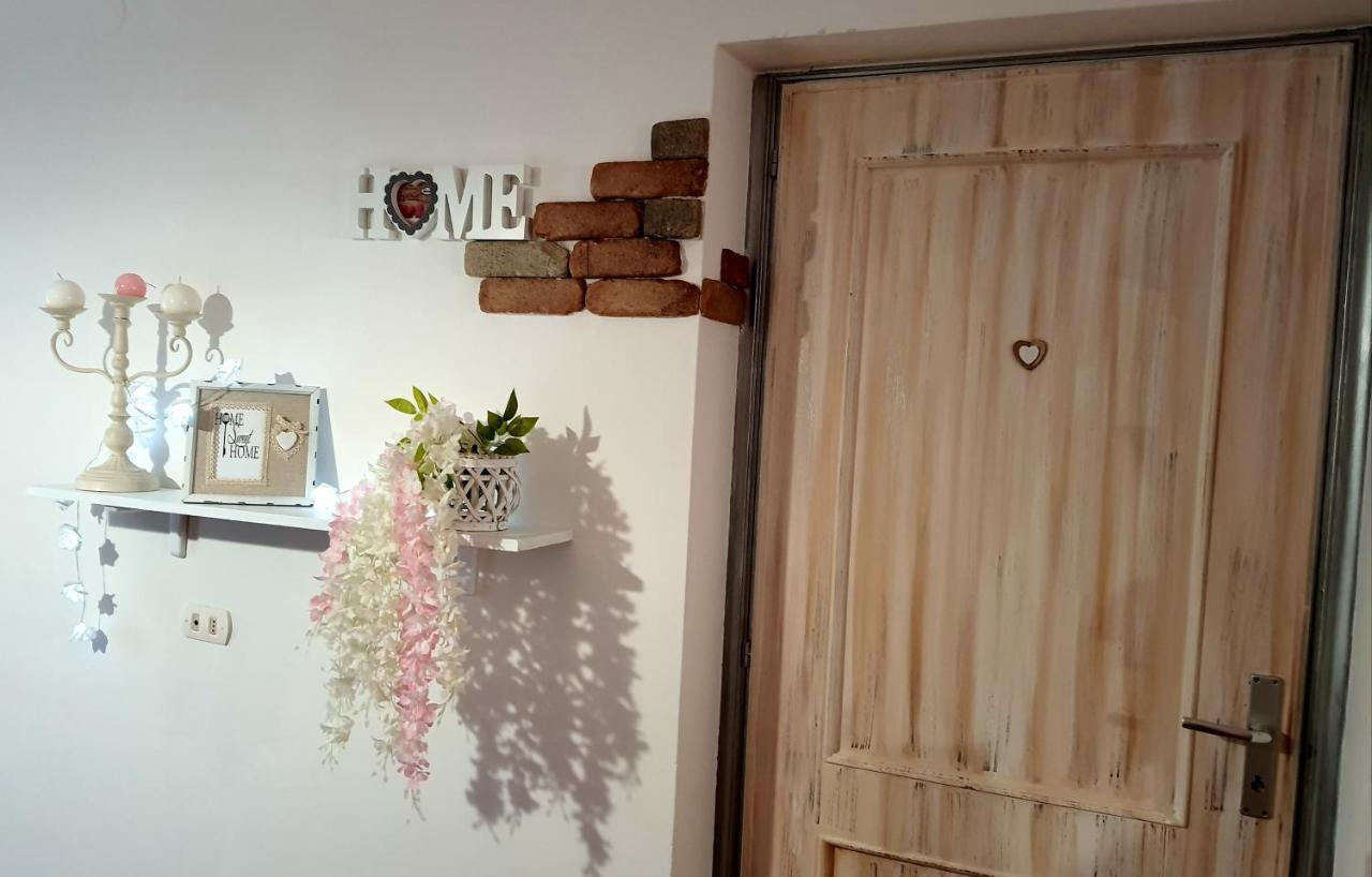 Shabby Chic Rooms Con Cucina E Giardino Privato Pomarico Luaran gambar