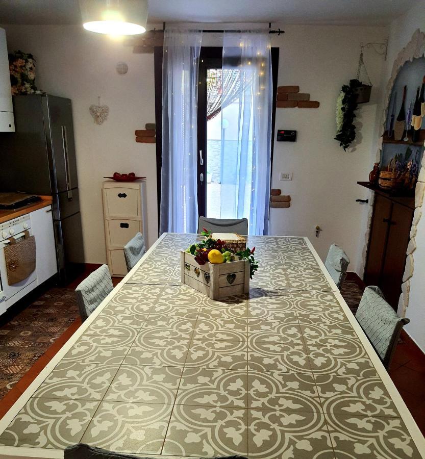 Shabby Chic Rooms Con Cucina E Giardino Privato Pomarico Luaran gambar