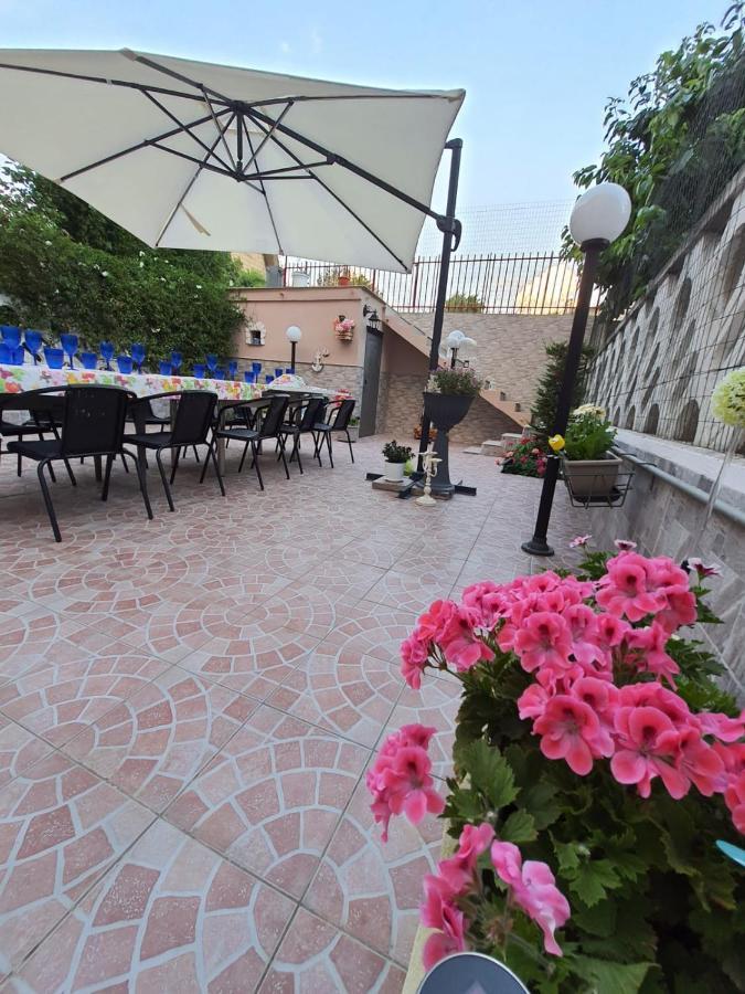 Shabby Chic Rooms Con Cucina E Giardino Privato Pomarico Luaran gambar
