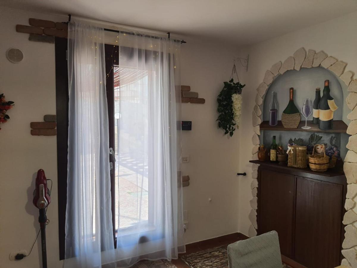 Shabby Chic Rooms Con Cucina E Giardino Privato Pomarico Luaran gambar