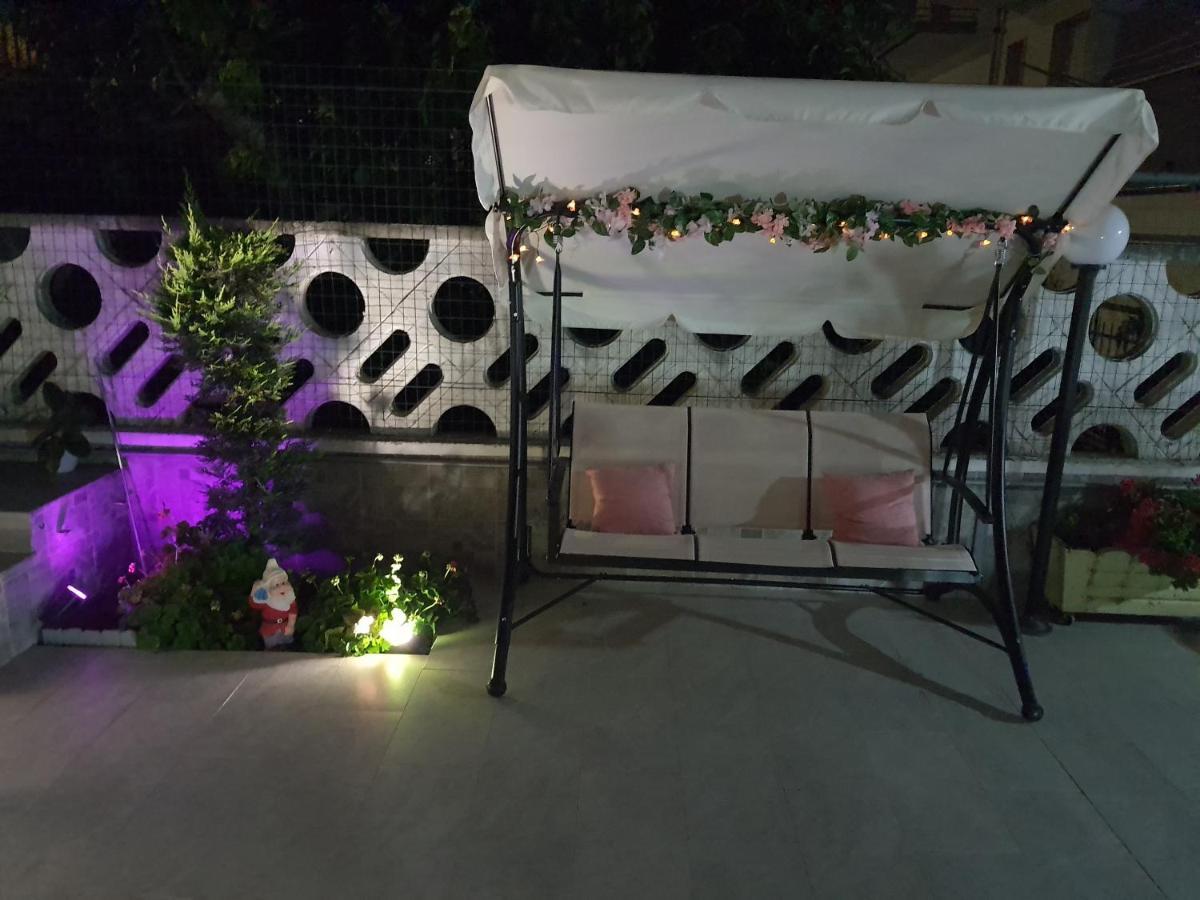 Shabby Chic Rooms Con Cucina E Giardino Privato Pomarico Luaran gambar